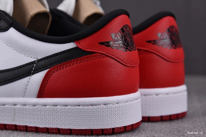 Toe (GS) Low 1 Jordan 553560-116 Black 1025